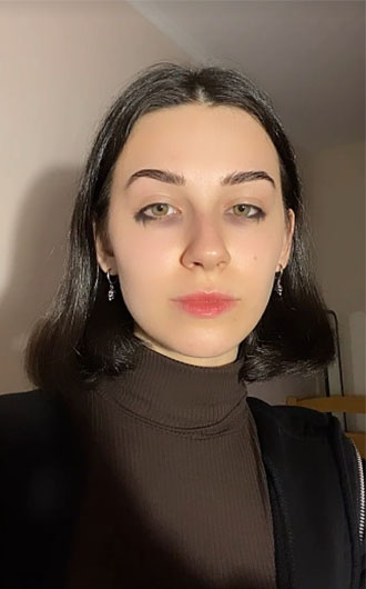 Messed mascara mask photo demonstation